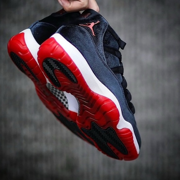 Black and Red Athletic Sneakers - Picture 1 of 2